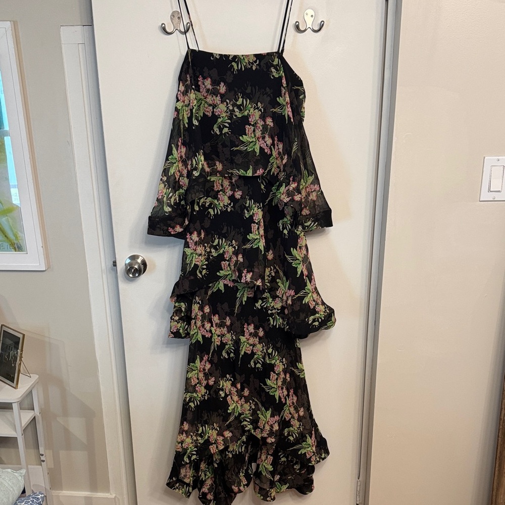 Elliatt Tilly Tiered Maxi Dress black floral
